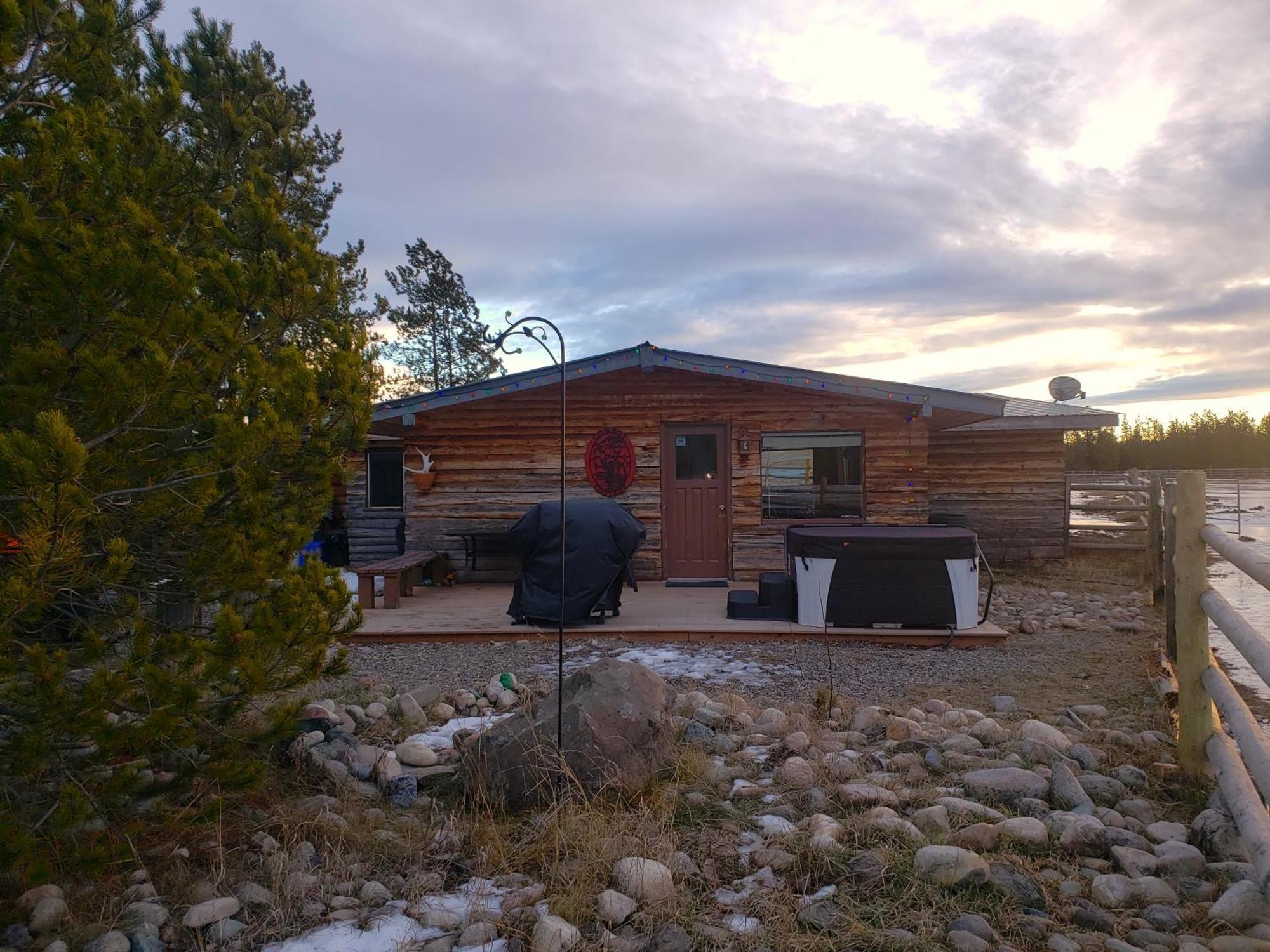 Woodhouse Cottages And Ranch Принс Джордж Екстериор снимка